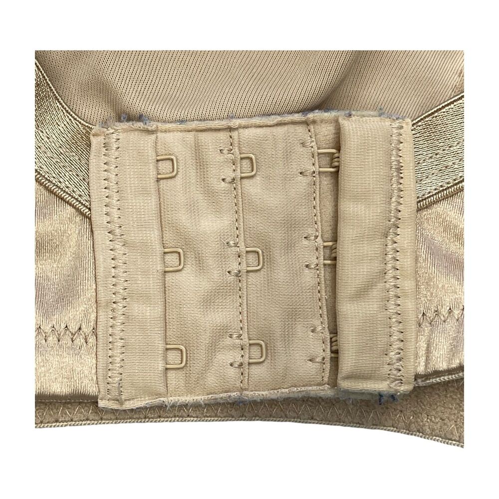Playtex 18 Hour Wirefree Bra Women's 38C Nude Nylon Stretch Adjustable Strap - Picture 5 of 6